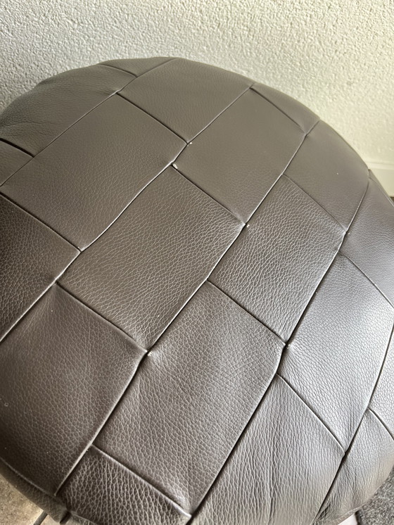 Image 1 of Lapjes poef