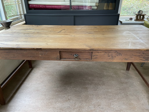 Ancienne table de salle à manger française