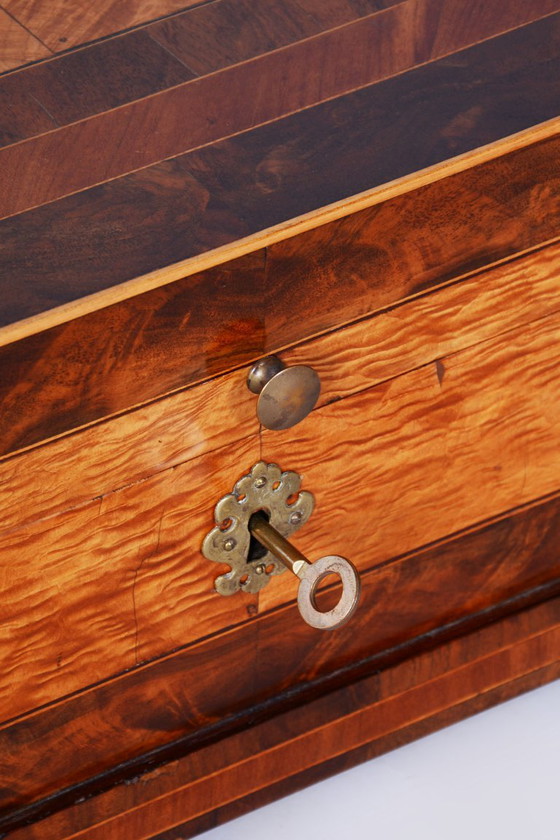Portagioie Biedermeier restaurato, in frassino, acero, abete rosso e noce, di fabbricazione ceca, risalente (photo 7 of 16)