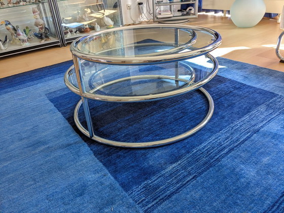 Image 1 of Table basse triple vintage avec plateaux en verre.