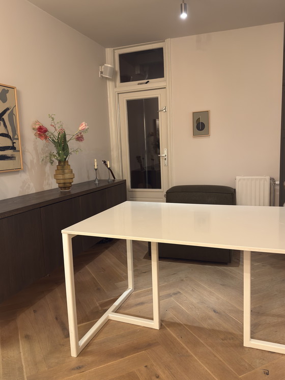 Image 1 of Witte natuursteen eettafel