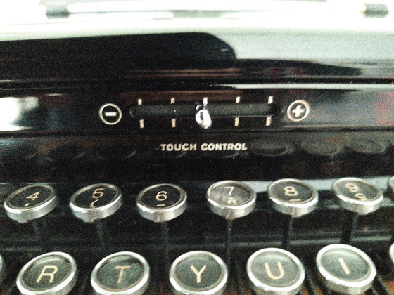 Image 1 of Machine à écrire Royal modèle Quiet De Luxe