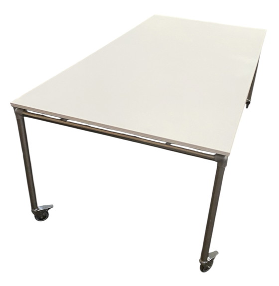 Image 1 of Ahrend Move-It Table