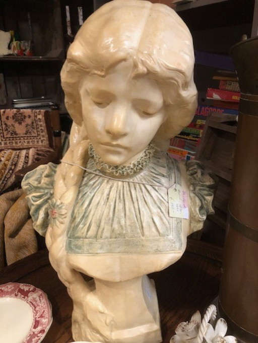 Art Nouveau Bust. Girl with braid. Ricardo Aurili.