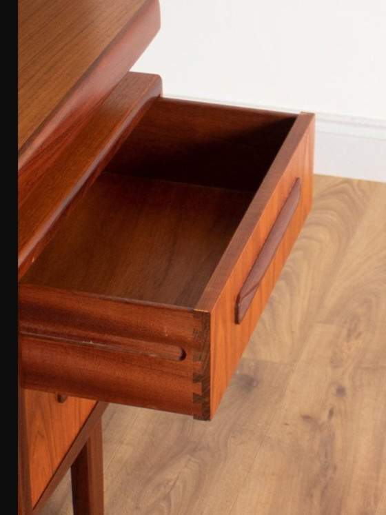 Scrivania vintage G Plan, realizzata nel Regno Unito, stile metà secolo, anni '60/'70. – Scrivanie, Wood (photo 5 of 5)