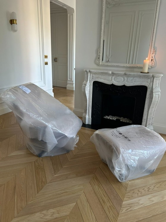 Vitra Eames Lounge Chair & Ottoman Nieuw – Klassiek Model – Notenhout en Premium Oker Leer (Verzegeld) (photo 12 of 15)