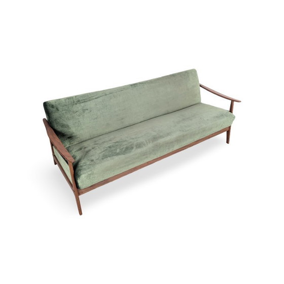 Image 1 of Driezitsbank uit het midden van de vorige eeuw, vintage bank, retro teakhouten bank, opklapbaar bed