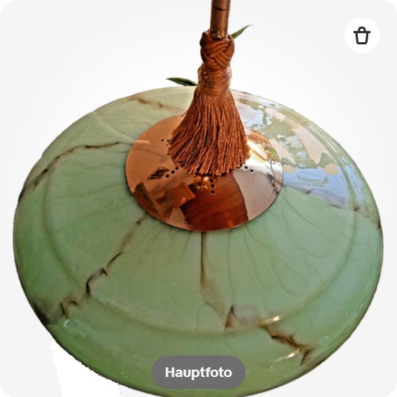 Image 1 of Duitsland 1930. Prachtige vintage Art Deco plafondlamp met groen opaalglas.