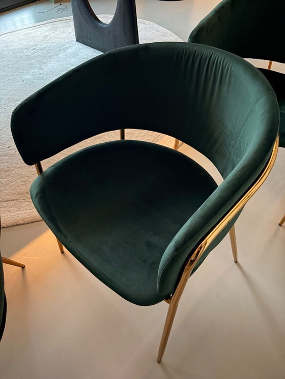 Image 1 of 4 chaises de salle à manger Kave Home Runnie vert/or