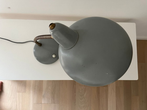 Image 1 of Lampe de bureau vintage élégante