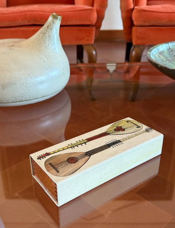 Image 1 of Piero Fornasetti, Mandolinen Zigarren Kiste, Mailand Italien, ca. 1960er Jahre