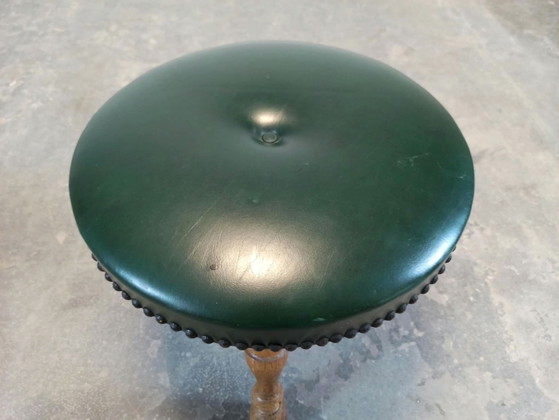 Vintage tripod vinyl stool – Skai, Wood (photo 9 of 13)