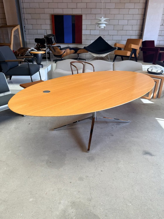 Scrivania ovale Florence Knoll, Florence Knoll – Tavoli da pranzo, Legno, Cromo (photo 14 of 17)