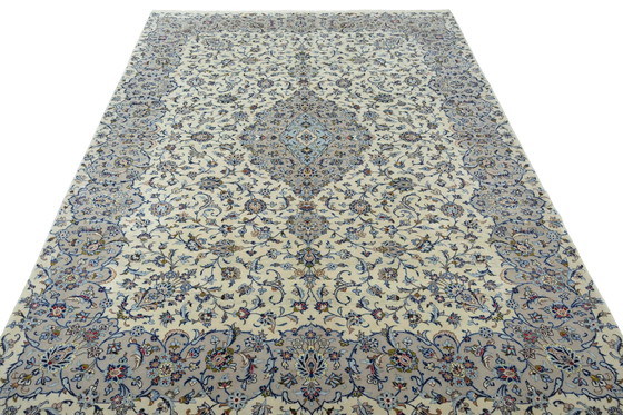 Image 1 of Handgeknoopt Perzisch tapijt Kashan kurk - 350 x 248 cm - Fijn & edel met bloemmotieven