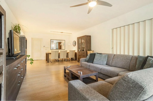 Henders & Hazel vitrinekast