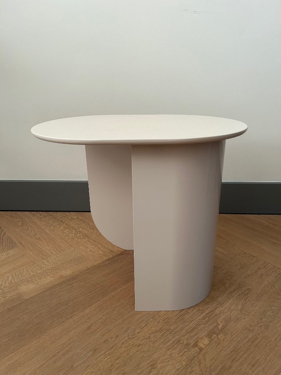 Image 1 of Fest Plateau | Side Table | Sand | like new