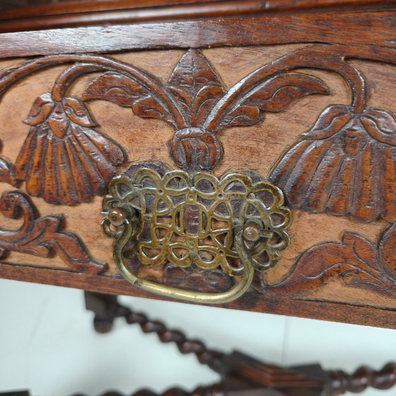 Image 1 of Geschnitzter Kolonialschrank aus dem späten 19. Jahrhundert – Niederländisch-Ostindien