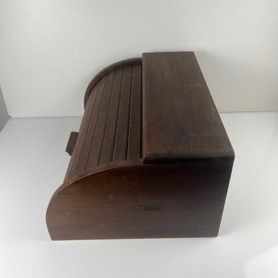 Image 1 of Caja de pan de madera oscura