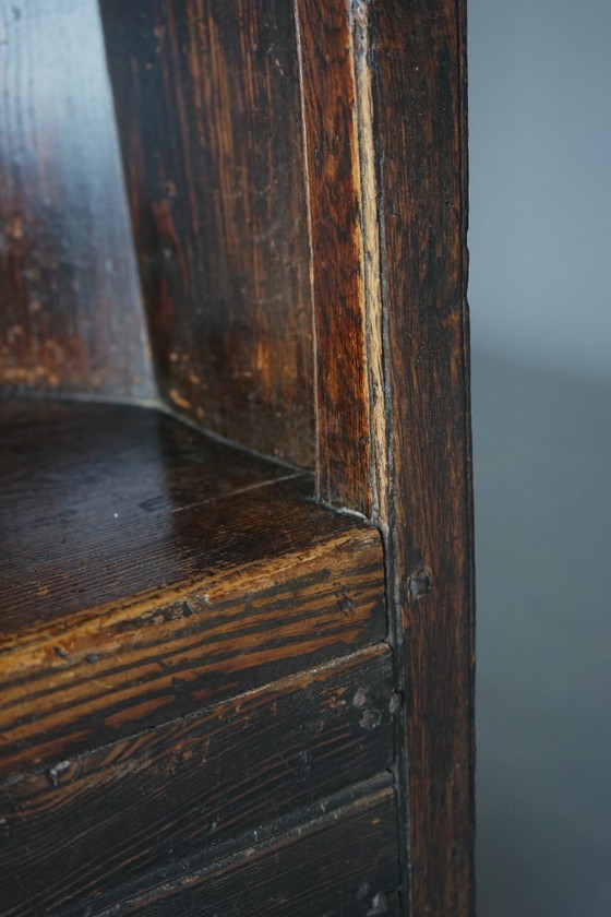 Image 1 of Chaise d'agneau ancienne en pin gallois, datant des années 1820