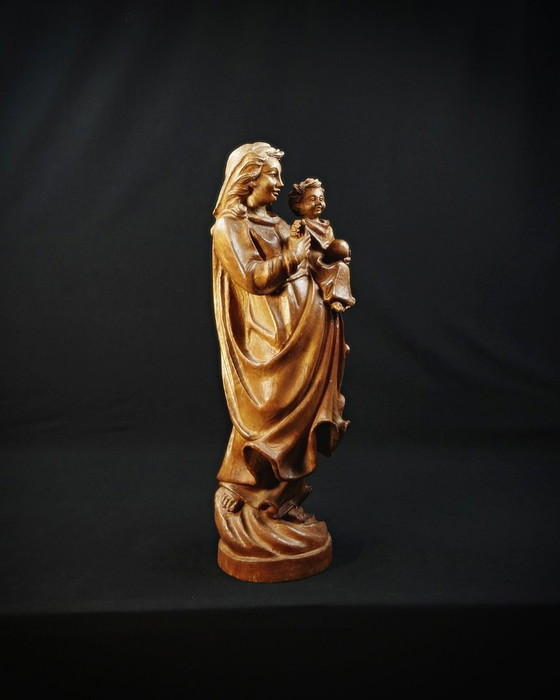 Image 1 of Estatua tallada en roble de la Virgen con el Niño Arte religioso alemán Siglo XX