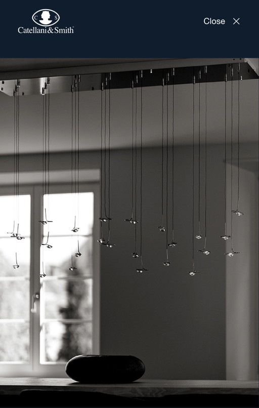 Le lustre Jackie O 20 de Catellani & Smith est un chef-d'œuvre d'éclairage.