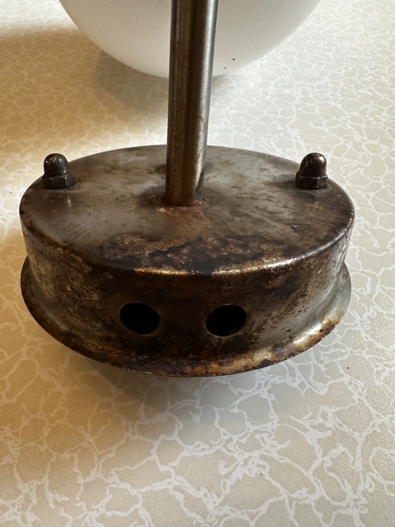 Modernistische Wandleuchte aus Opalglas und verchromtem Metall – Wandleuchten (photo 7 of 15)