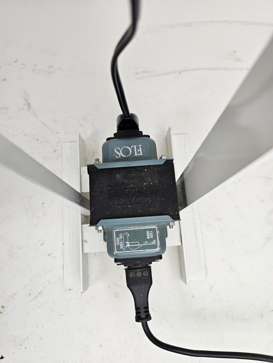 Image 1 of Set aus 2 Toio-Stehlampen, alte Originalversion, Flos