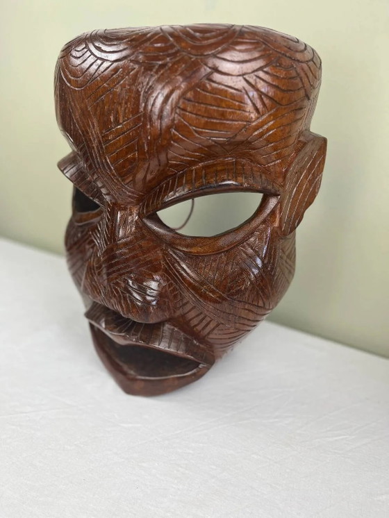 Handgefertigte afrikanische Maske – Wanddekoration, Wood (photo 3 of 14)