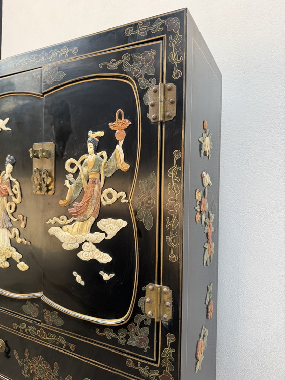 Vintage Tianjin gelakte Chinese meubels – High boards, Wood, Stone (photo 15 of 15)