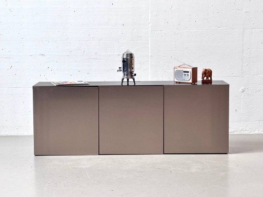 IKEA BESTÅ Meuble bas avec 3 portes en noir-brun – ladekasten, Wood