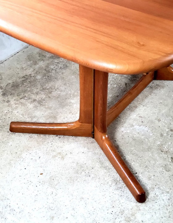 Image 1 of Tavolo da pranzo ovale allungabile in stile danese di Dyrlund in teak