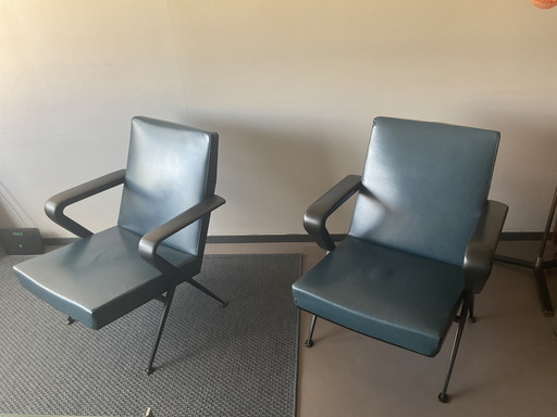 Two Original Repose Armchairs Friso Kramer