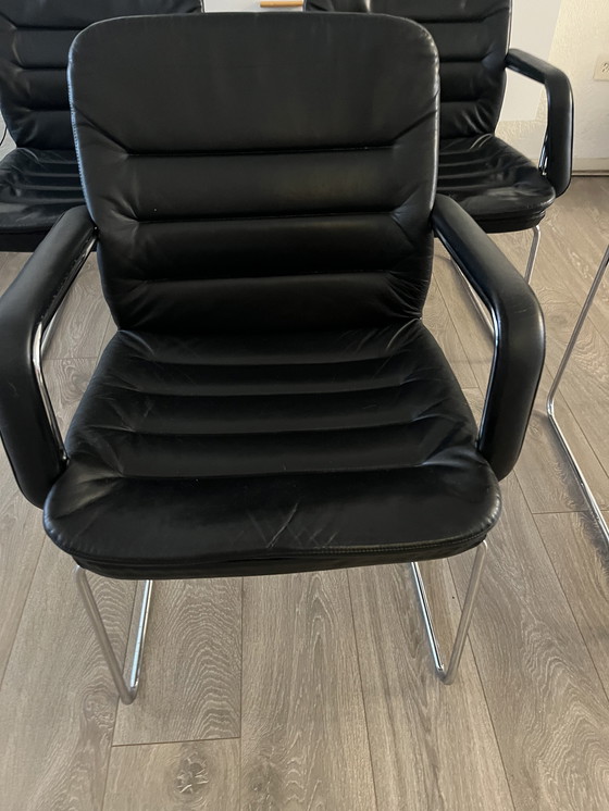 Image 1 of Kinnarps design stoelen echt leer Bauhaus Scandinavisch 