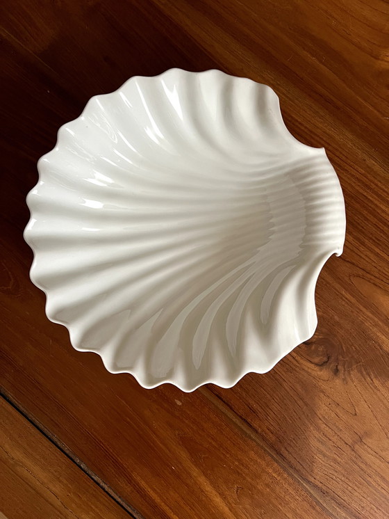 Image 1 of Large Shell Dish - White Porcelain - Width 31 cm