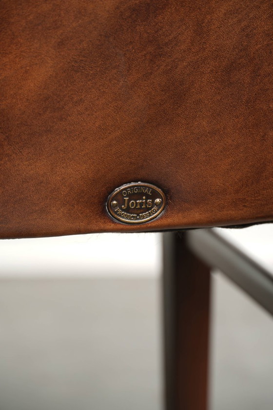 6x Begeerlijke schapenleren eetkamerstoel in een mooie cognac kleur met een mooi patina – Eetkamerstoelen (photo 16 of 17)