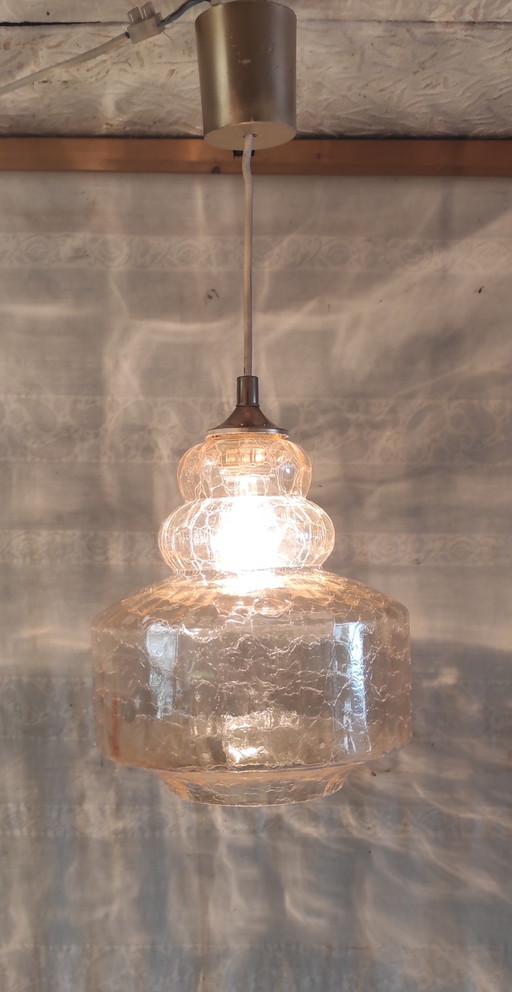 Scandinavian style pendant light in amber and crackled glass - 1960s/70s