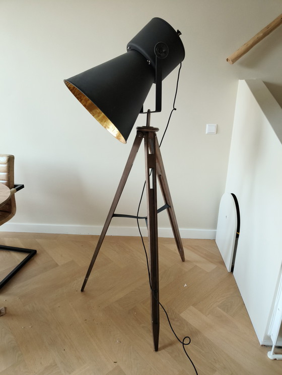 Image 1 of Lámpara de pie industrial y robusta