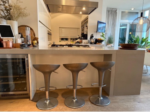 3X Bombo bar stools