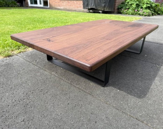 Image 1 of Mesa de centro de nogal hecha a mano con vídeo de cómo se hace.