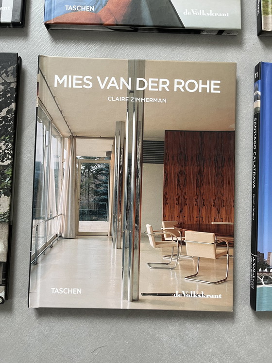 Image 1 of The Volkskrant world architects series Taschen