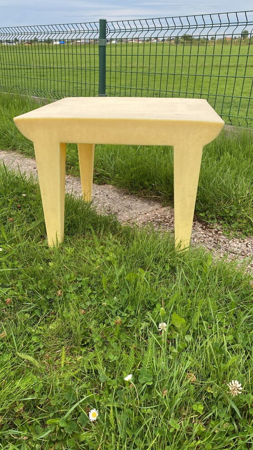 Kartell Bubble Club fauteuil en Bubble Club bijzettafel