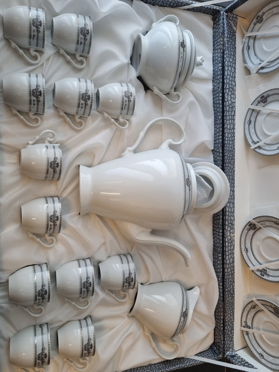 Image 1 of Servizio caffè/tè in porcellana Gioielli da Tavola NUOVO