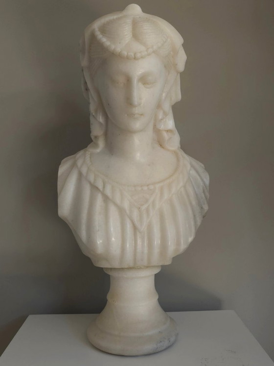 Imponente Busto de Mármol "Angelica Maria" – Luciano (56 cm) – Esculturas, Marble (photo 6 of 15)