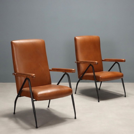 Dos sillones de los años 60