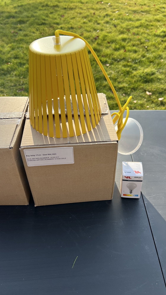 Image 1 of Lámpara colgante Gispen Ray 17 cm amarilla