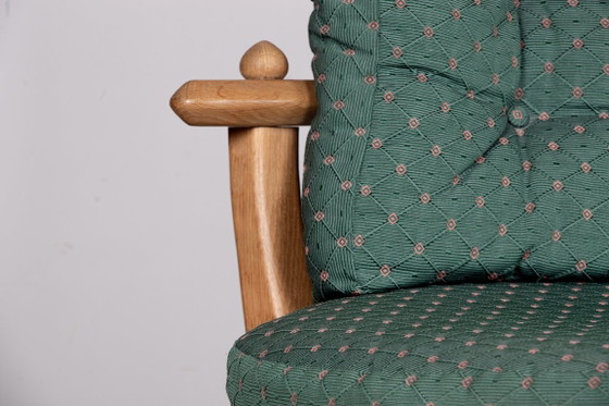 Image 1 of Gran sillón francés de roble macizo diseñado por Guillermo y Chambron para Your Home en 1960.