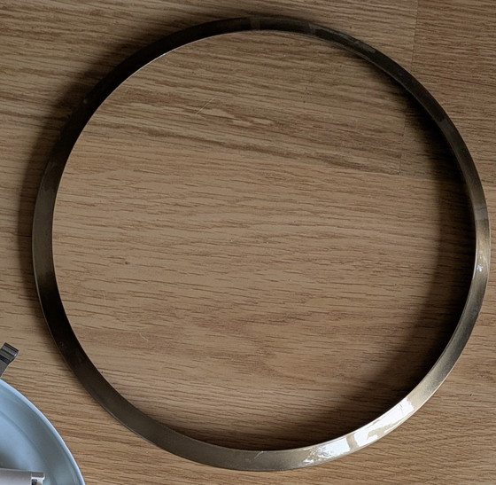 Image 1 of Plafonnier en verre dépoli et couleur or