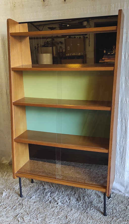 Modernistische houten boekenkast, toegeschreven aan Pierre Guariche - jaren 1950/60 – boekenkasten, Wood