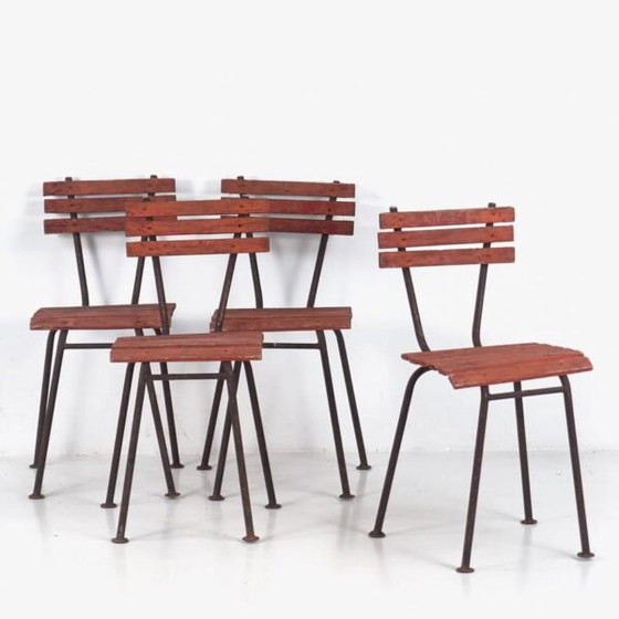 Set of antique red garden chairs (c.1920). Set of 4 pieces – Wood, Metal, Vintage (photo 5 of 15)