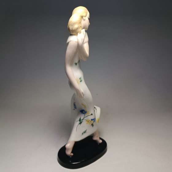 Goldscheider - Claire Weiss - Skulptur, Art Deco Dame im langen Kleid - 28,5 cm - Porzellan (photo 18 of 35)